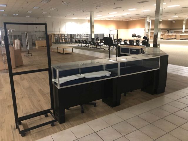 Stein Mart Store Display Auction, May 18, 2021